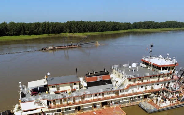 Dredge Potter on the Mississippi River
