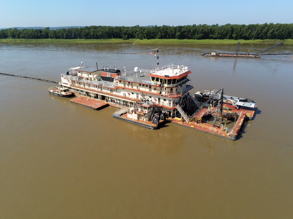 Dredge Potter on the Mississippi River