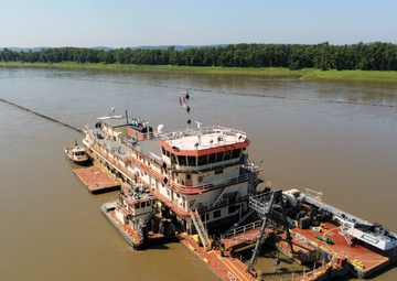 Dredge Potter on the Mississippi River