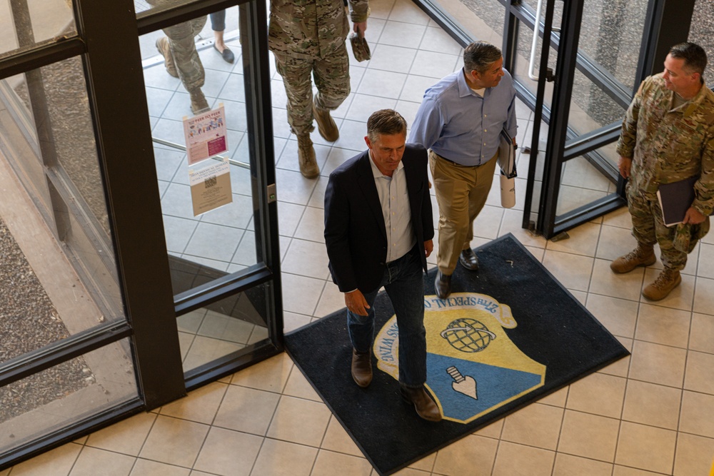 New Mexico Senators and Air Force leadership visit Cannon AFB to speak with community leaders