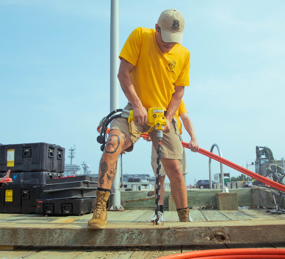 74th EDD and 554th ECC Conduct Port Damage Repair Operation