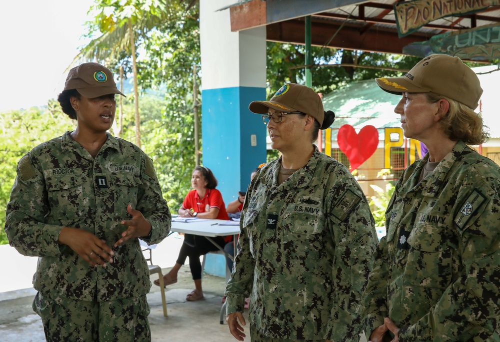 Pacific Partnership 2023: Mission Commander tours the Community Health Engagement and Symposium in the Philippines