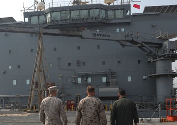 Maj. Gen. McPhillips visits the Puller