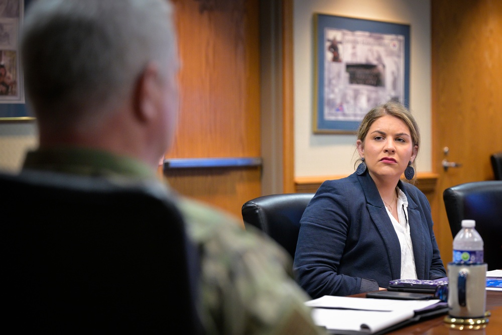 Sen. McConnell staff tour Kentucky Air Guard Base