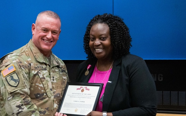 81st Readiness Division Shines with Multiple Awards at August Battle Assembly