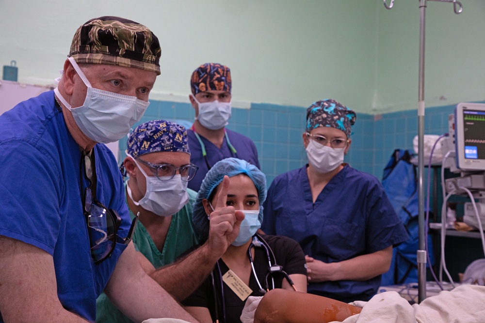 EMF-Juliet conducts 1st U.S. Navy orthopedic surgical mission in Honduras