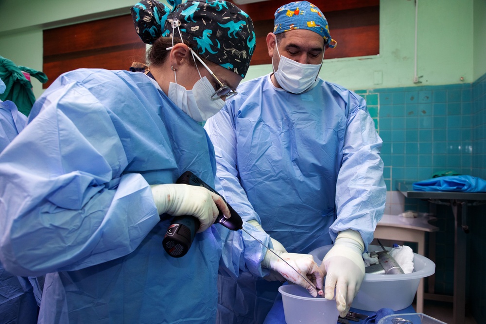 EMF-Juliet conducts 1st U.S. Navy orthopedic surgical mission in Honduras