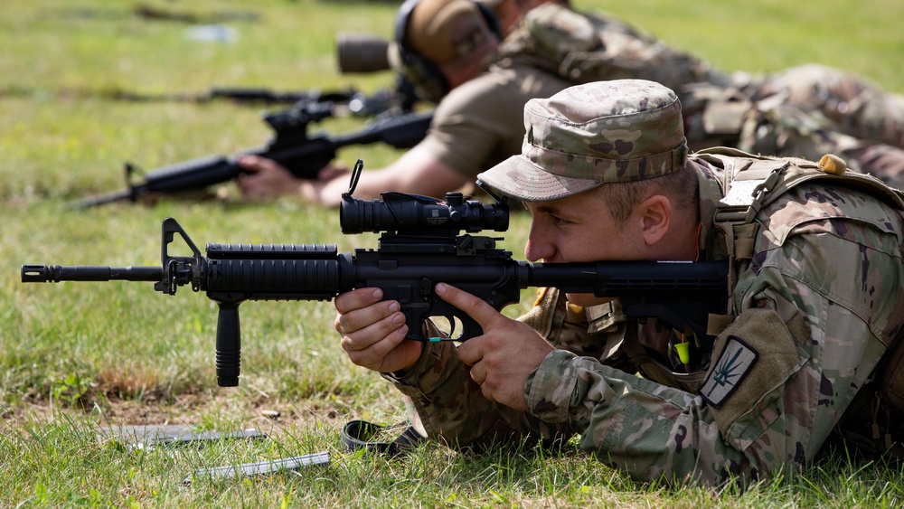 DVIDS News NY Army Guard marksmen take medals at regional match