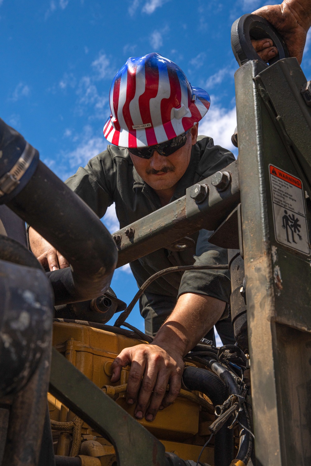 CLB-15 Mechanics Repair Vehicles at RUT