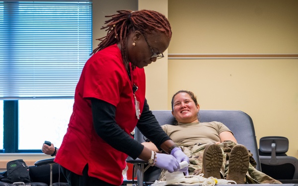 Wildcats Bleed for a Cause: 81st Readiness Division Soldiers Donate During Battle Assembly