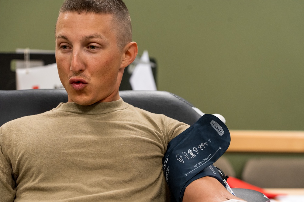 Wildcats Bleed for a Cause: 81st Readiness Division Soldiers Donate During Battle Assembly