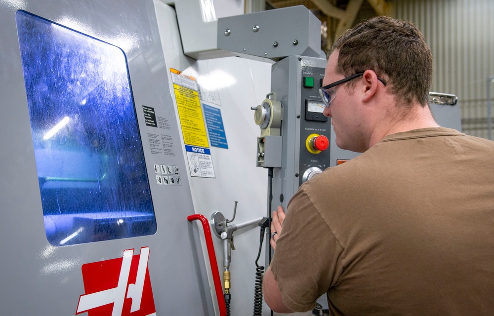 TRFB Sailor fabricates a Tool Holder