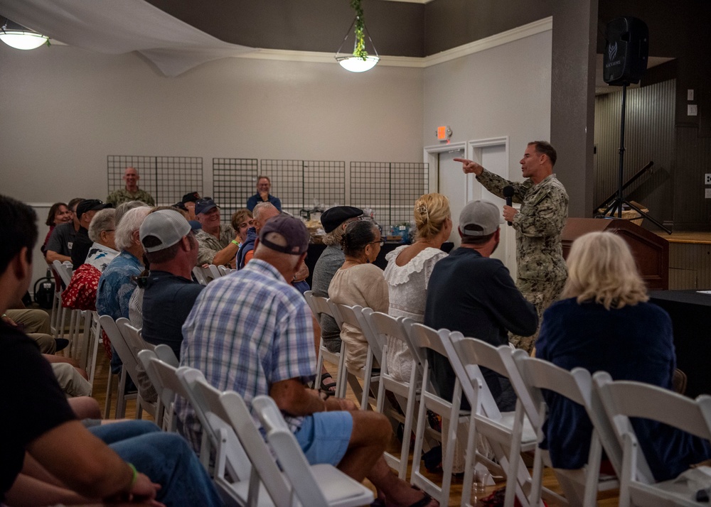 Rear Adm. Keith Davids, commander, Naval Special Warfare Command, speaks to members of the Navy SEAL-UDT Association