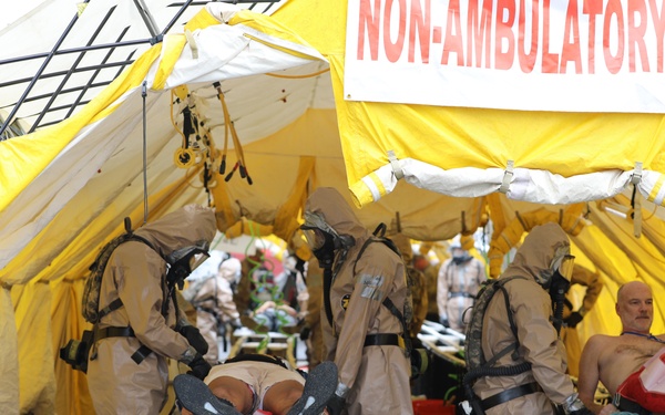 Maine guardsmen join NH, RI for regional domestic response training