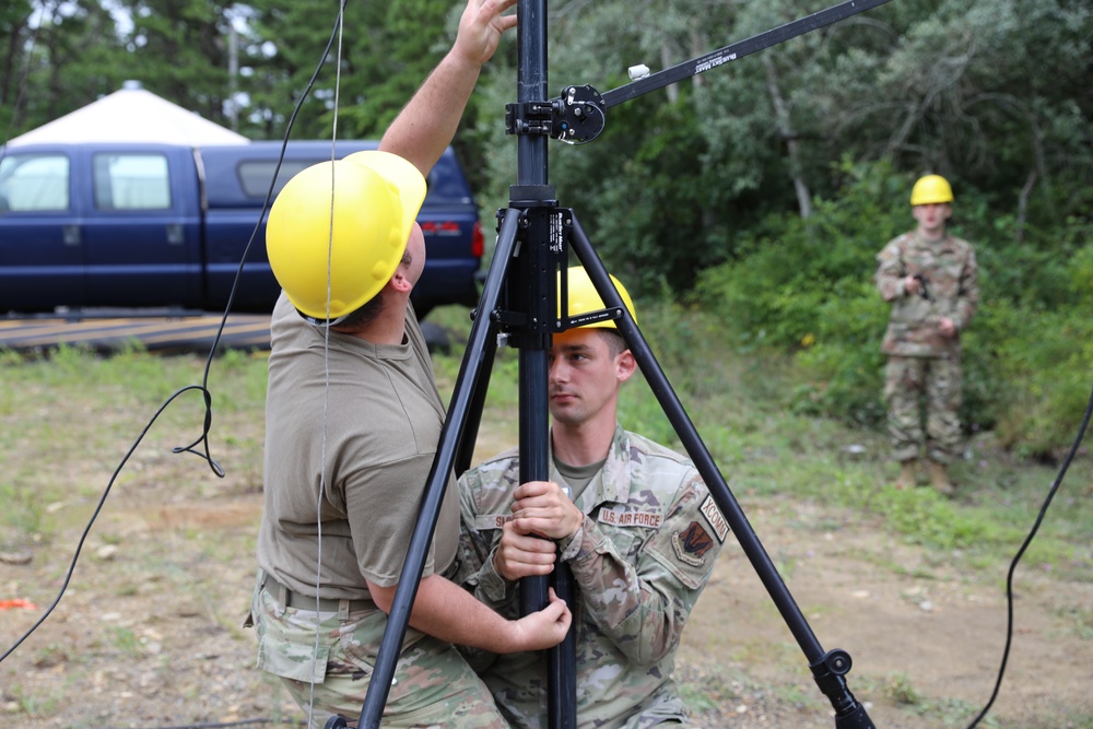 Maine guardsmen join NH, RI for regional domestic response training