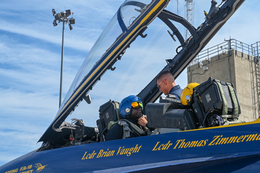 U.S. Navy Blue Angels conduct Key Influencer Flight in Lincoln area