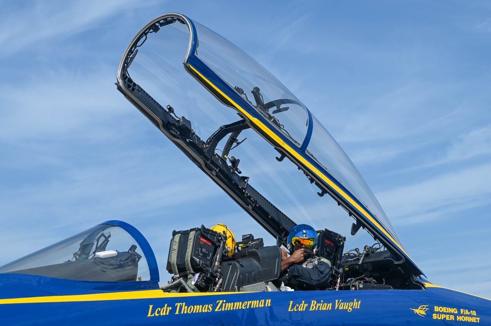 U.S. Navy Blue Angels conduct Key Influencer Flight in Lincoln area