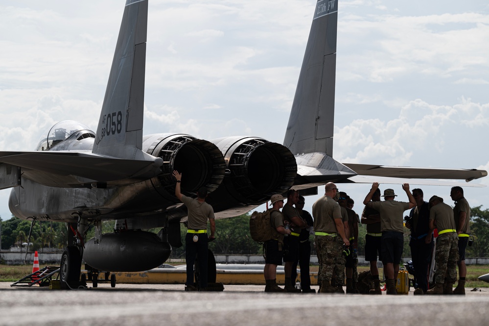Relampago VIII / ADLA 2023; 125th FW stepping, taking off