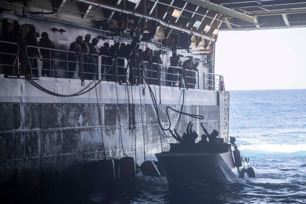 USS John P. Murtha Conducts CCA Training