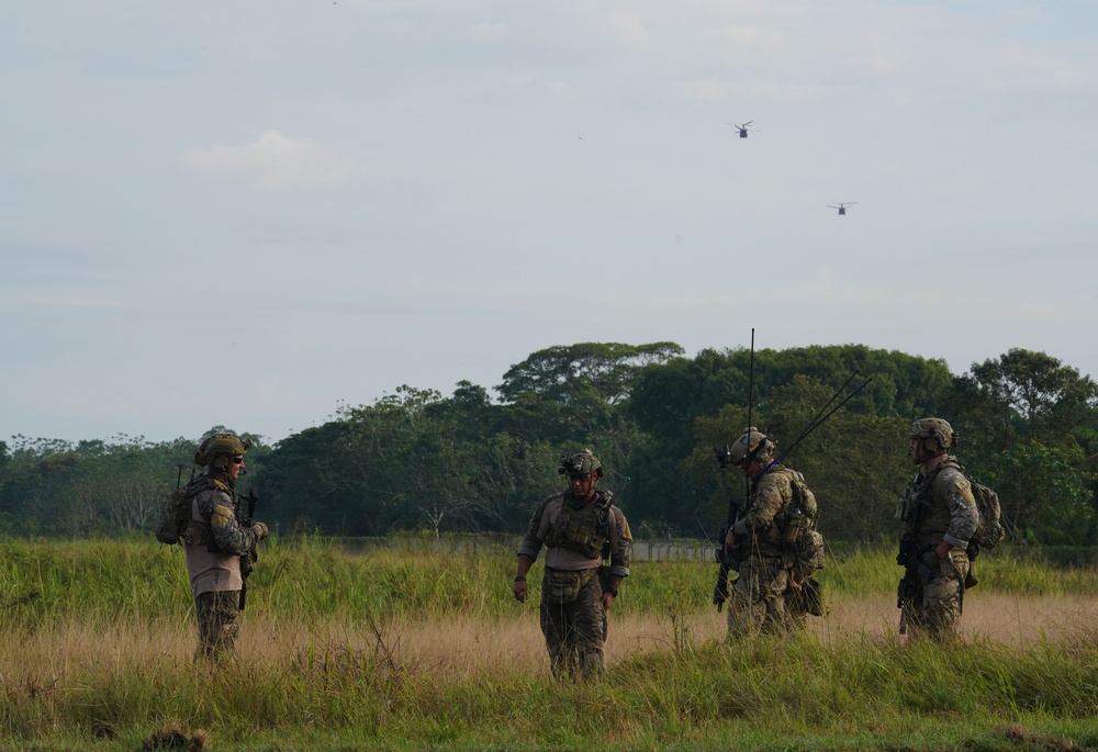 ADLA/ Relámpago 2023: Search and Recovery Training