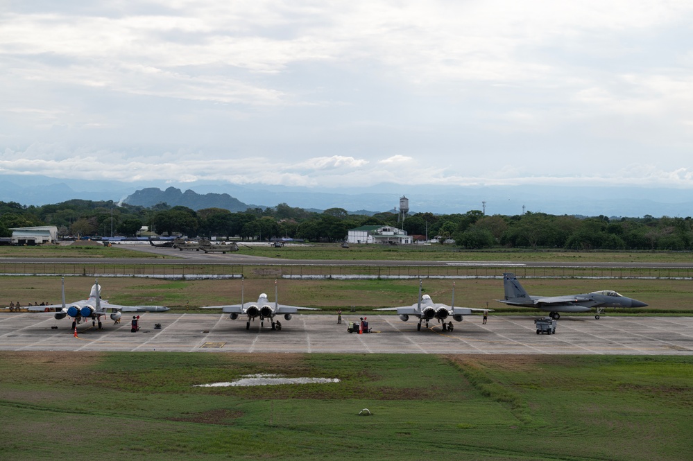 Relampago VIII / ADLA 2023; 125th take offs, EMAVI cadets