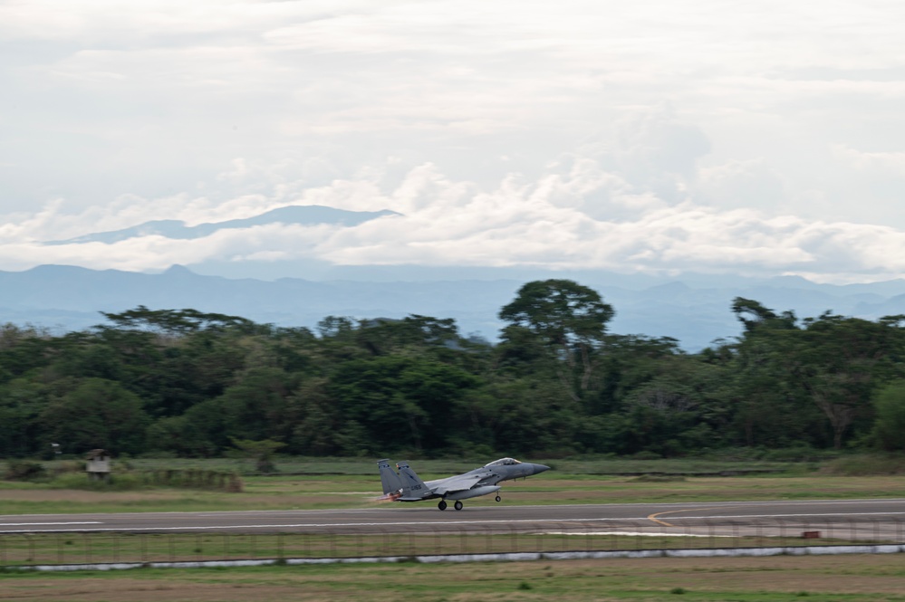 Relampago VIII / ADLA 2023; 125th take offs, EMAVI cadets