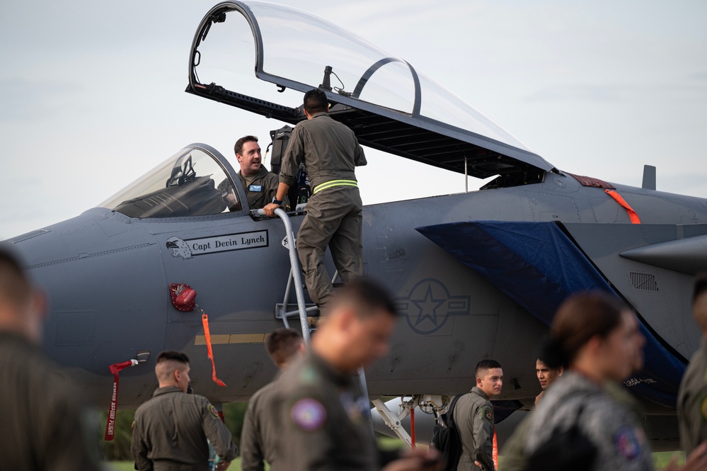 Relampago VIII / ADLA 2023; 125th take offs, EMAVI cadets