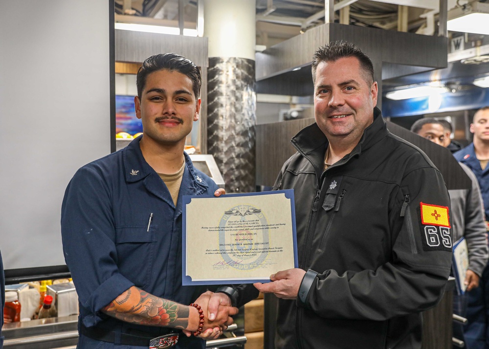 USS Benfold Sailors Receive ESWS