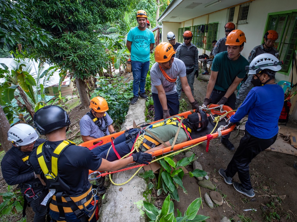 Pacific Partnership 2023: Mountain Search, Rescue Training