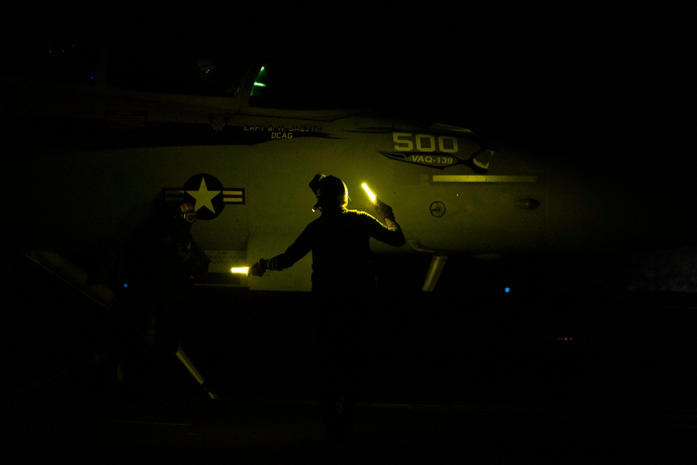 Sailor inspects Aircraft