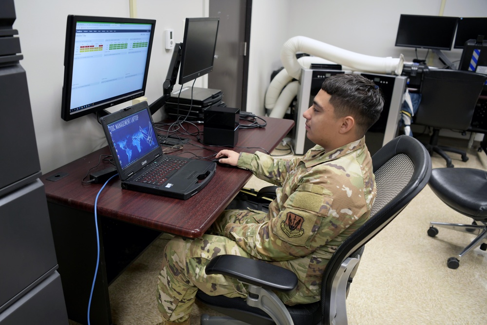 52nd CBCS Cyber Security: Airmen on virtual frontlines