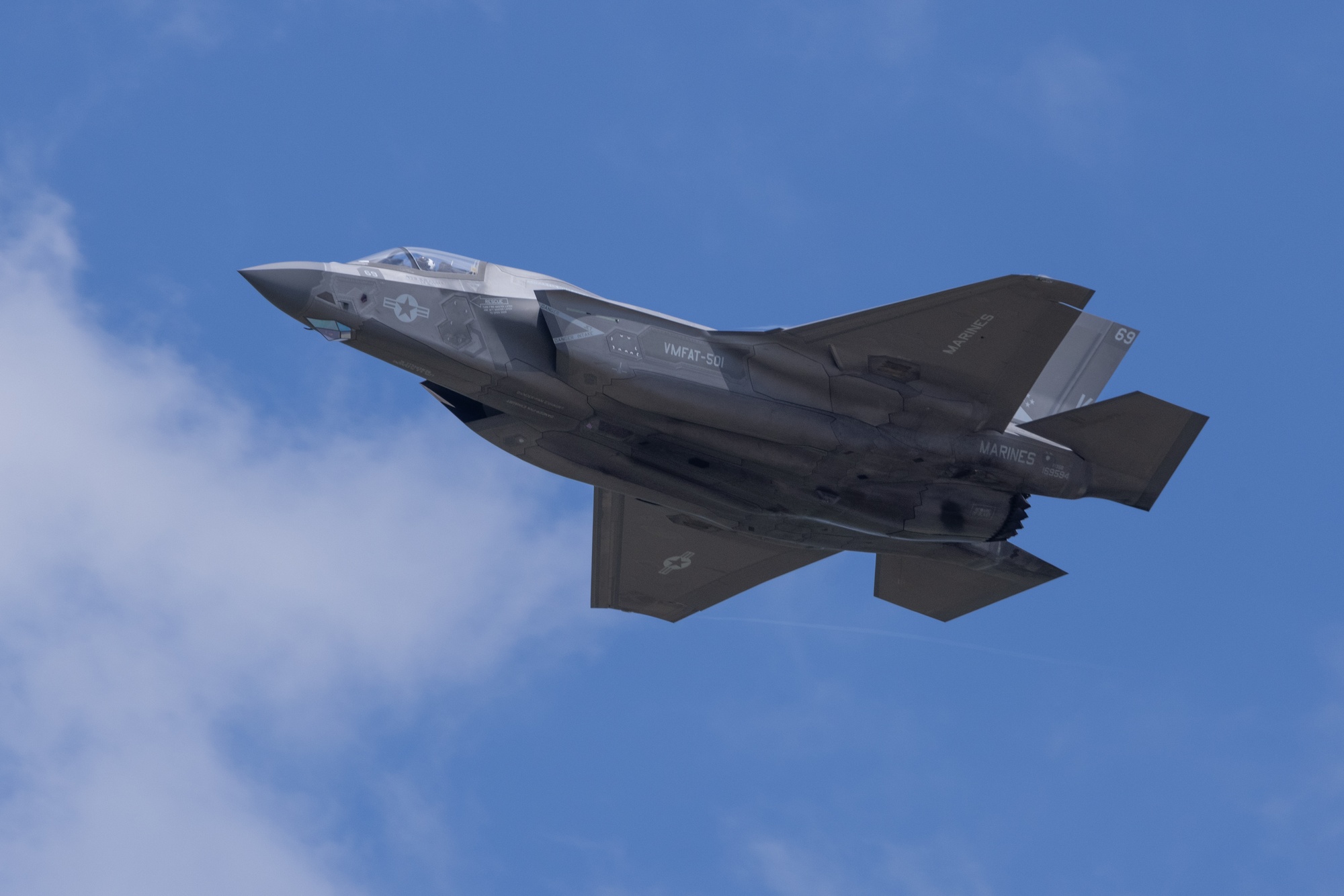 DVIDS - Images - VMFAT-501 practices F35-B Demo Team routine [Image 15 of 25]