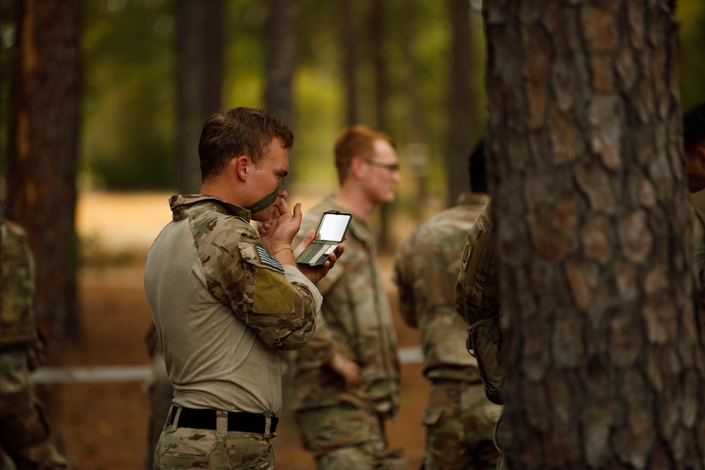 3 BCT Paratroopers Conduct Air Assault