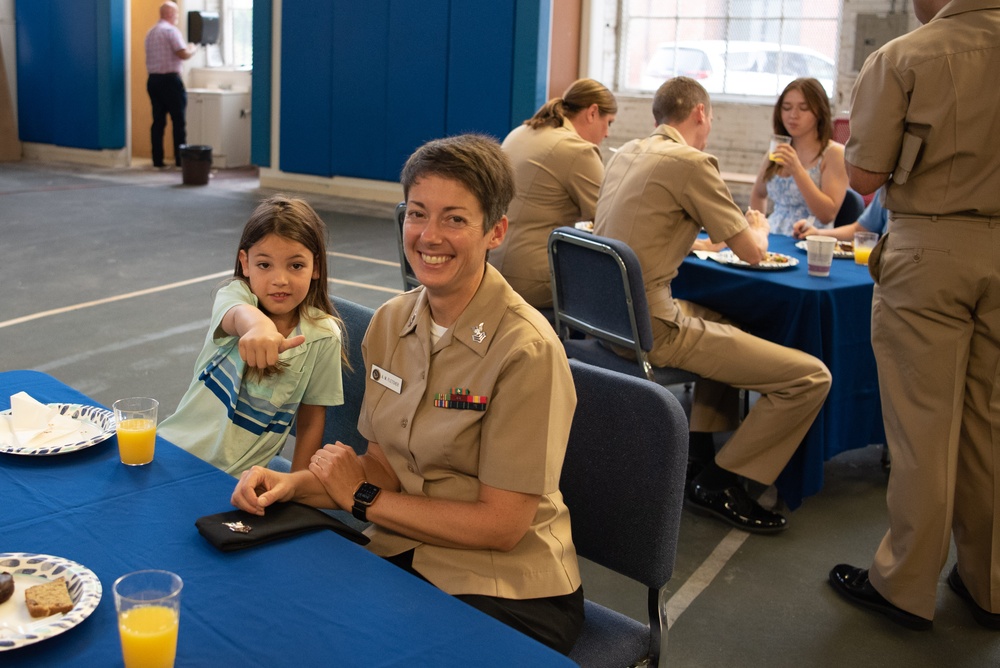 Navy Band Chiefs' Mess Hosts &quot;Meet and Greet&quot; Breakfast for 2023 CPO Selects