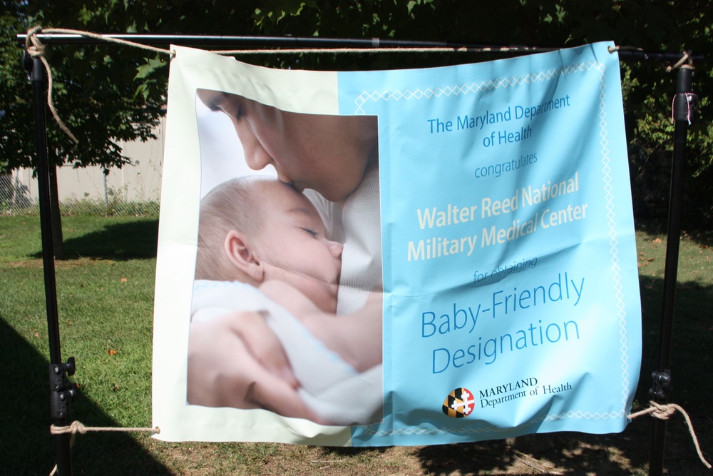 Walter Reed Hosts LATCH Event in Celebration of National Breastfeeding Month