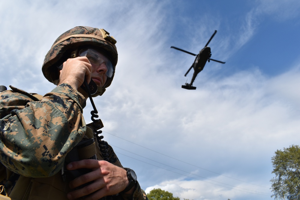 4th Marine Division Communication Marines conduct joint MEDEVAC training with Indiana National Guard