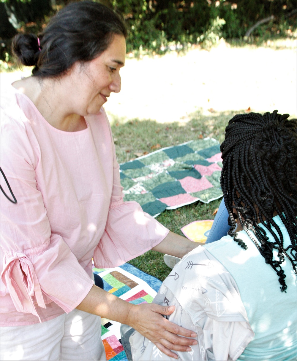 Walter Reed Hosts LATCH Event in Celebration of National Breastfeeding Month