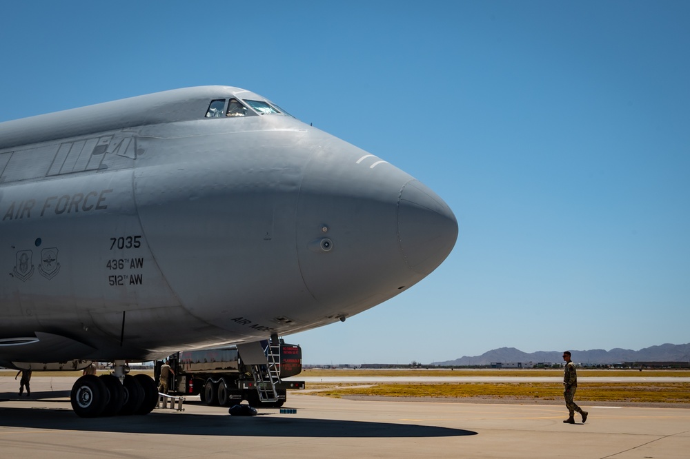944th Fighter Wing Honorary Commanders tour C-5M Super Galaxy