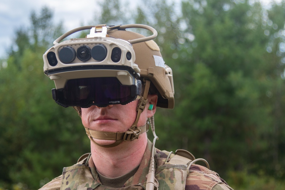 10th Mountain Division Soldiers Test IVAS System