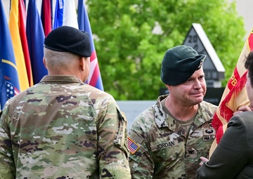 Fort Campbell bids farewell to COL Jordan and welcomes COL Midberry