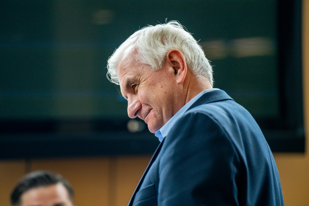 U.S. Senator Jack Reed visits Fort Liberty