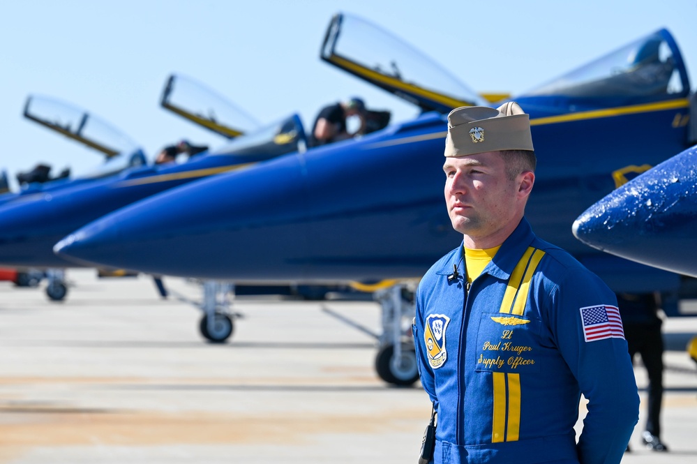 U.S. Navy Blue Angels arrive for Guardians of Freedom Airshow