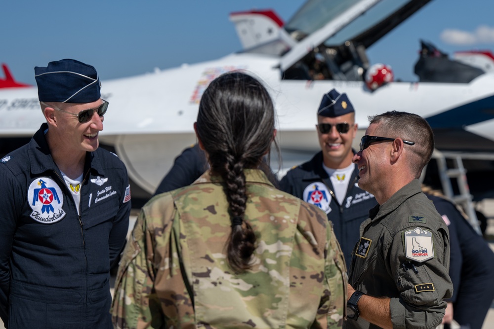 The Thunderbirds Arrive in Boise for Gowen Thunder