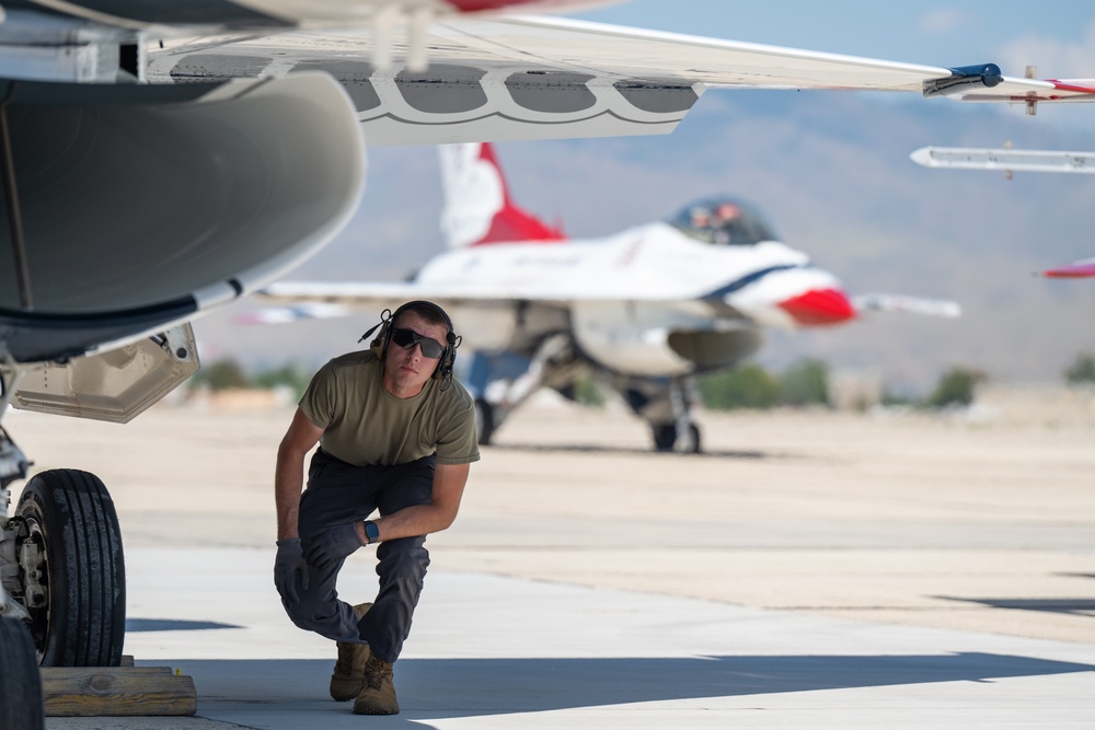 The Thunderbirds Arrive in Boise for Gowen Thunder