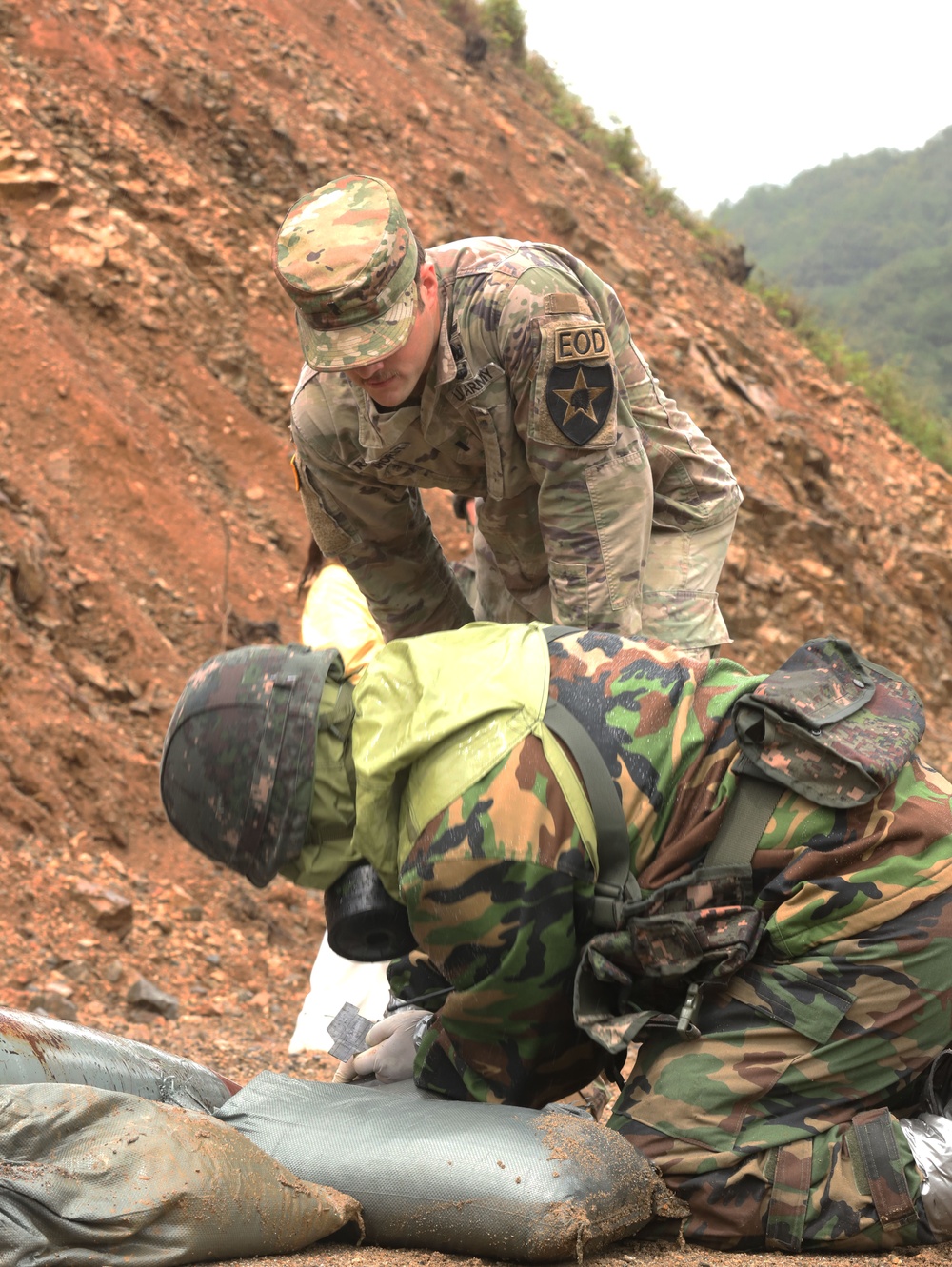 UFS 23 EXPLOSIVE ORDNANCE DISPOSAL EXERCISE