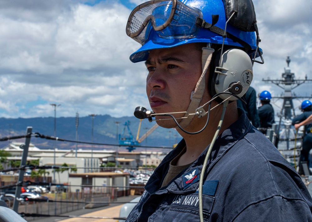 USS Paul Hamilton Hawaii Port Visit