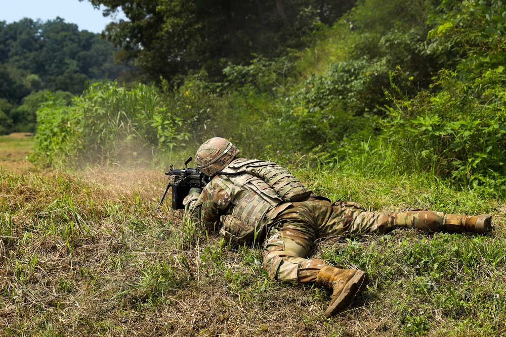 1st Armored Division Soldiers conduct live-fire training