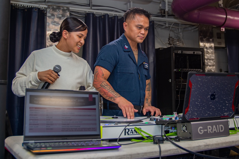 USS Ronald Reagan (CVN76) hosts Ronnie’s Freedom Fair