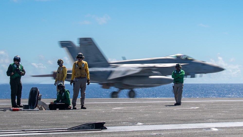 USS Ronald Reagan (CVN 76) conducts flight operations