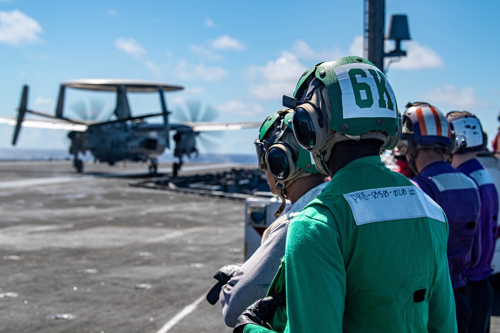 USS Ronald Reagan (CVN 76) conducts flight operations